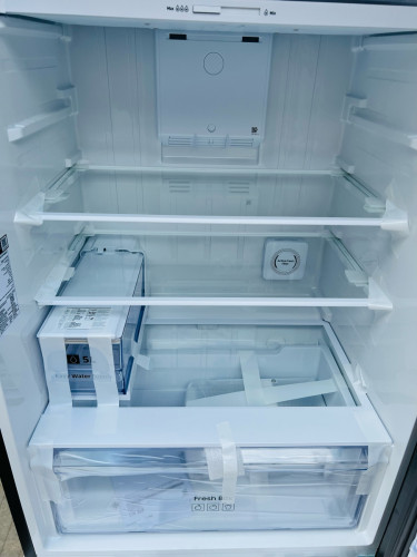 ទូទឹកកក Samsung RT38 សេរីថ្មី ផលិតទឹកកកអូតូ