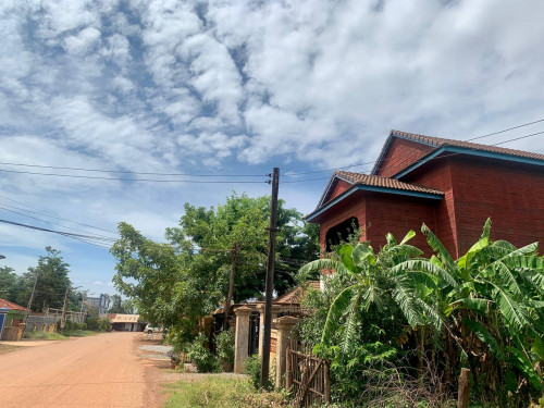 ផ្ទះលក់បន្ទាន់​ (​ម្ចាស់ផ្ទាល់)
