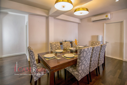 프놈펜에임대주택 | Daun Penh | Classic 3 bed penthouse apartment for rent| Pools, gym and kids’ playroom