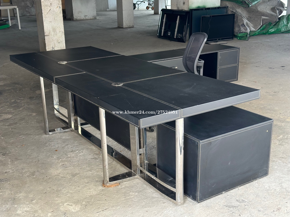 office desk for sell Price 250.00 in Veal Vong, Cambodia Samith FP