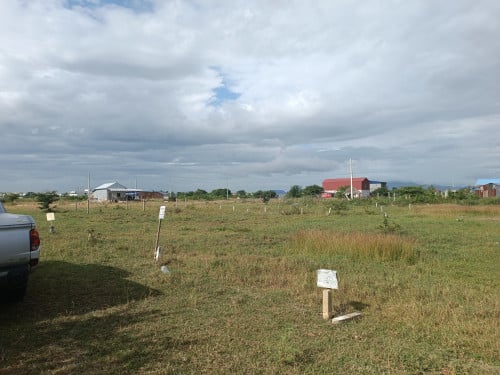 ដីលក់ 5 x20