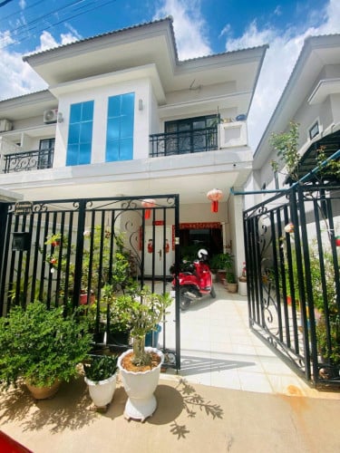 ផ្ទះលក់មានត្រឹម ២ម៉ឺនដុល្លាអាចូលរស់នៅបាន