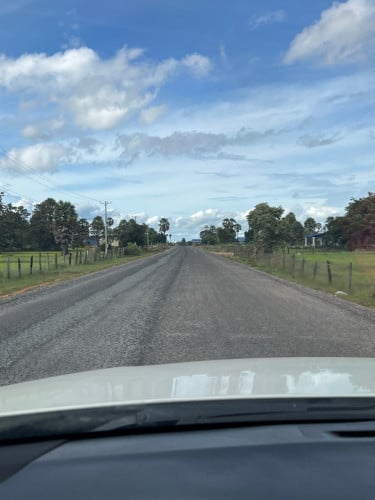 ដីលក់បន្ទាន់ ត្រូវការលុយប្រញាប់ ជិតគំរោងអភិវឌ្ឍន៍