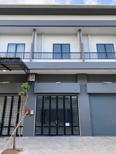 ផ្ទះជួល(ថ្មី) បុរីលែនរីចចំការដូង