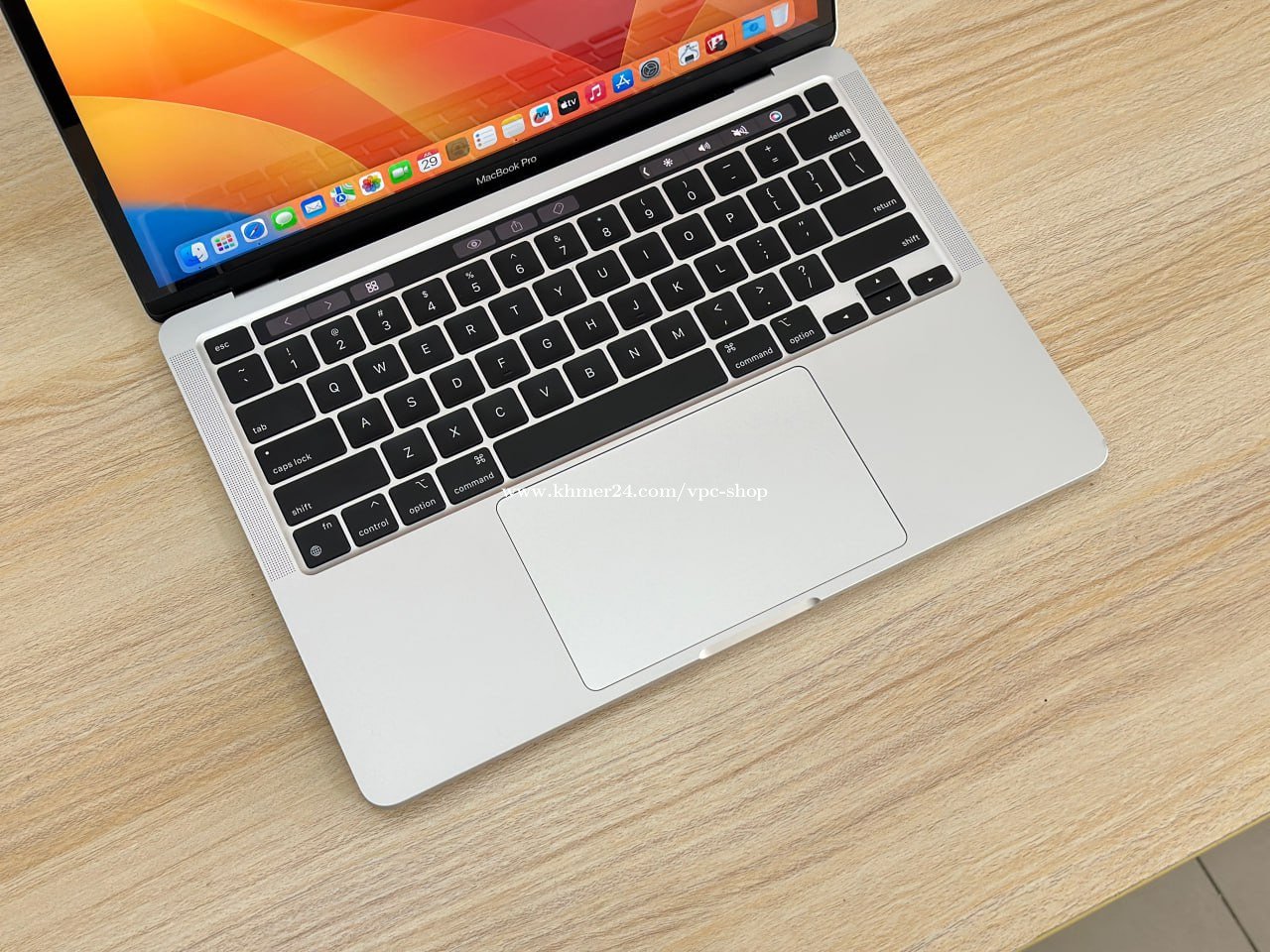 Macbook Pro 2020 98 Cpu Apple M1 Chip Ram 8gb Ssd 512gb Price 98000 In Tuek Lak Bei 0506