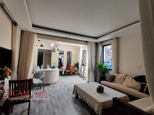 4 bedrooms renovated apartment for rent in great location of Russian Market area