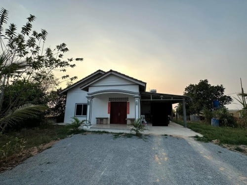 ដីនិងផ្ទះលក់ នៅសៀមរាប