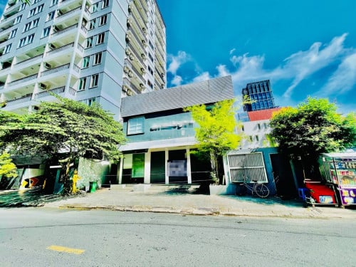 Commercial Showroom-Villa For Rent In Beoung Keng Kang 1, 02 Floors, 5,000$, Good For All Business