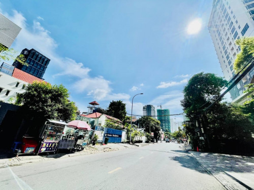 Commercial Showroom-Villa For Rent In Beoung Keng Kang 1, 02 Floors, 5,000$, Good For All Business