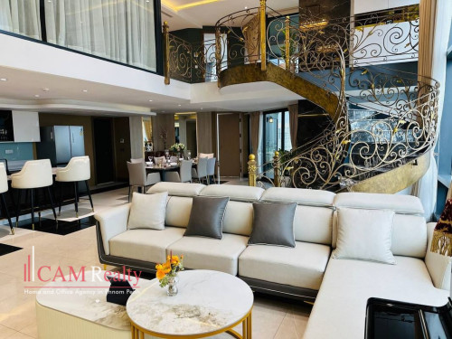 4 bedrooms duplex serviced condo for rent in Tonle Basak area – Phnom Penh