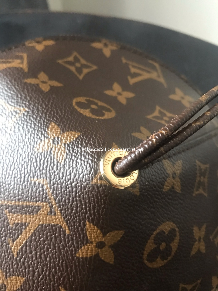 Louis Vuitton Toupie Bag