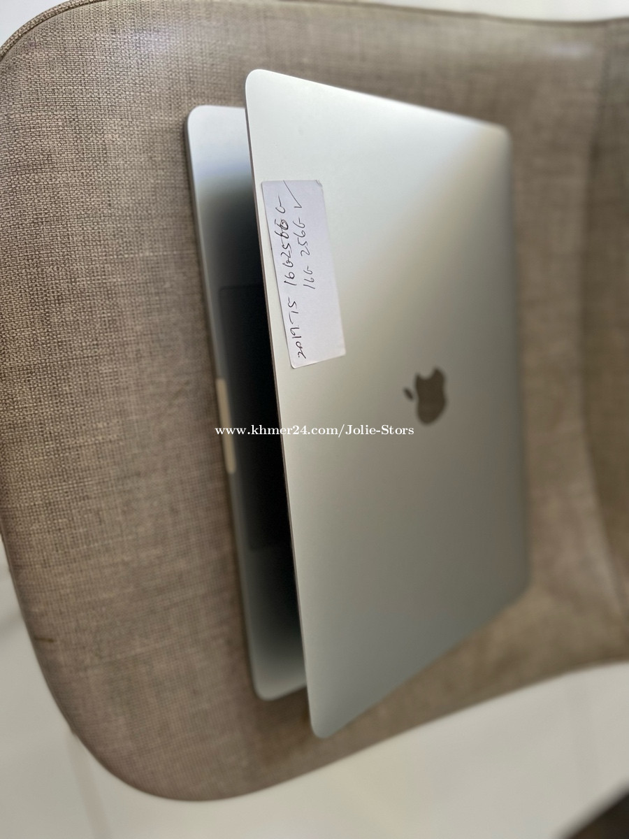 Macbook pro 13inch 2019 troch bar core i5 ram 16GB 256GB price