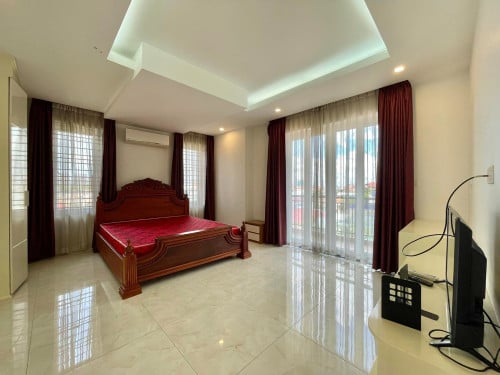 Modern apartment 2 bedrooms with elevator for rent near CIA first St 2004