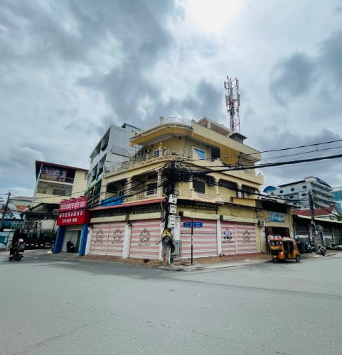 Corner Commercial Shop Rent Close China Embassy, Ground & Mezzanine, 8,8x20m,1,800$, Busy Area