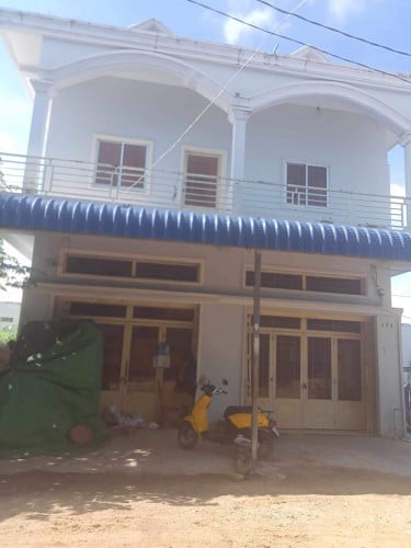 ផ្ទះលក់ប្រញាប់ នៅព្រៃសរ