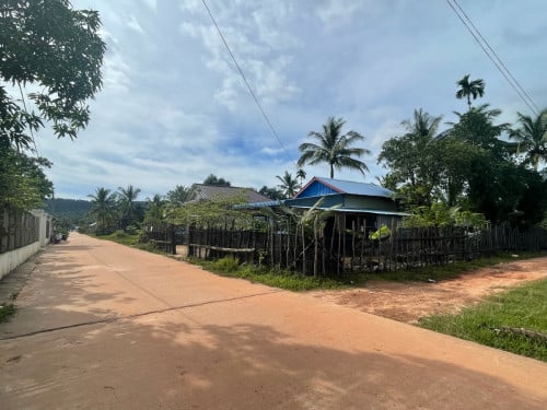 ដីសម្រាប់លក់