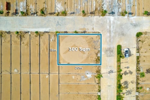 ដីកែង 300m² For Sale in Borey Amory 7 Makara 📍