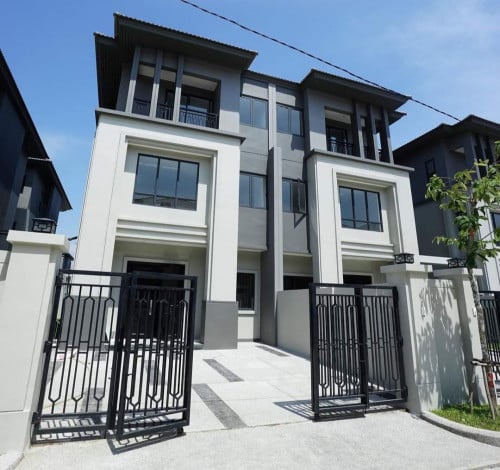 New Luxury Twin Villa for Rent | 3 Bedrooms | Garden | Chroy Changvar💚