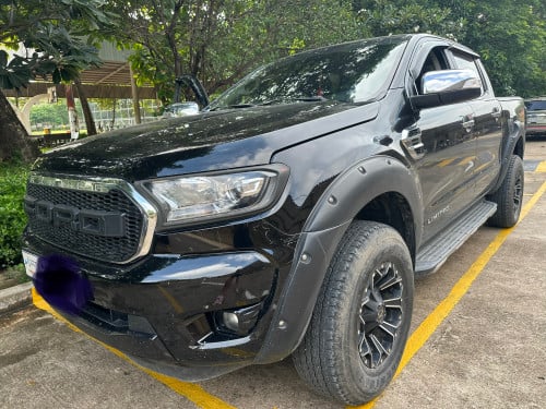 Ford Ranger 2018 មិនមែន Wildtrak ក៏មិនមែន XLT គឺ Limited (ផលិតមានកំណត់)