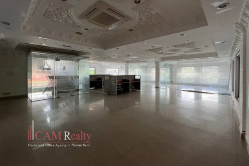 Daun Penh | 300 sqm office space for rent