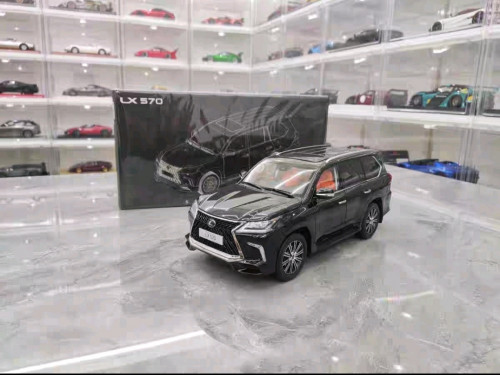 កូនឡាន Alloy Lexus LX570 ខ្នាត1:18 ដូចពិត បើកទ្វាបាន