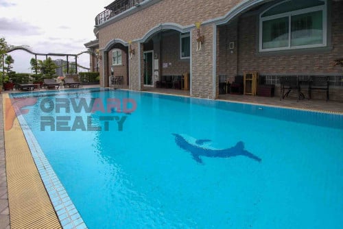 Modern 1 Bedroom apartment with swimming pool and gym available for rent in Phsar Doem Thkov Area