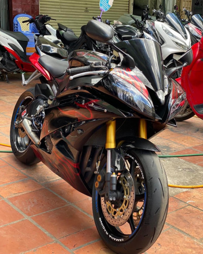 https://images.khmer24.co/23-09-28/s-yamaha-r6-124573169588885661563104-b.jpg