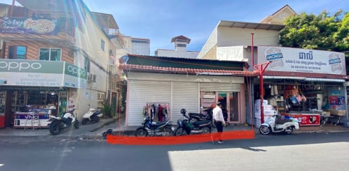 ផ្ទះជួលលើផ្លូវ ១១៣ បឹងកេងកង២ ( ជួលបាត់)