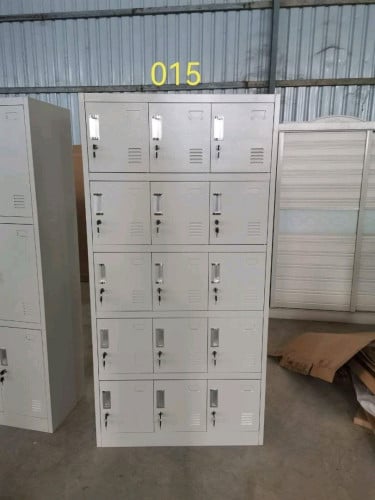 ទូឡុកឃ័រ 15 ទ្វារ