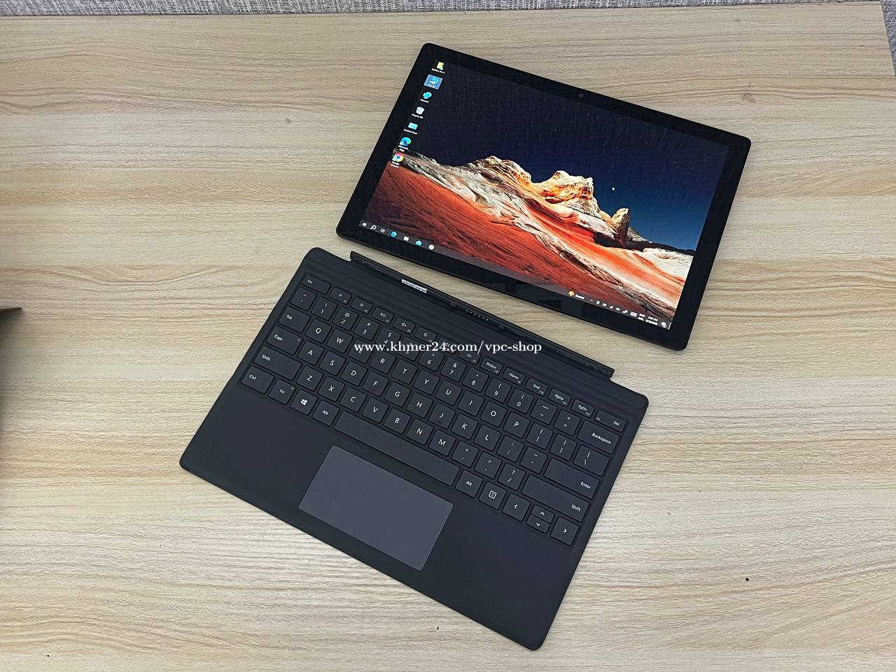 Surface Pro 6 ( Grade A ) Black CPU Core i7, RAM 16GB, SSD 512GB