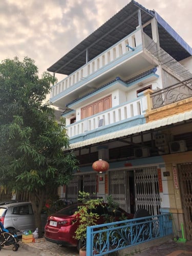 ផ្ទះលក់បន្ទាន់​