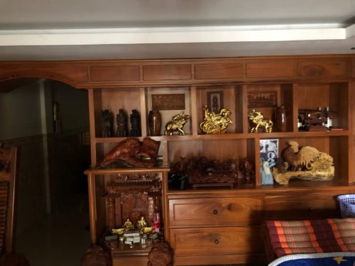 ផ្ទះលក់បន្ទាន់​