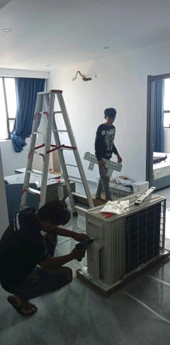 ឯកទេសជួសជុលម៉ាស៊ីនត្រជាក់