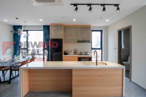 Duplex 2 Bedrooms apartment with swimming pool and gym available for  rent in Toul Kork Area