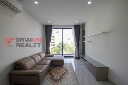 1 Bedroom apartment available for rent in Doun Penh Area.