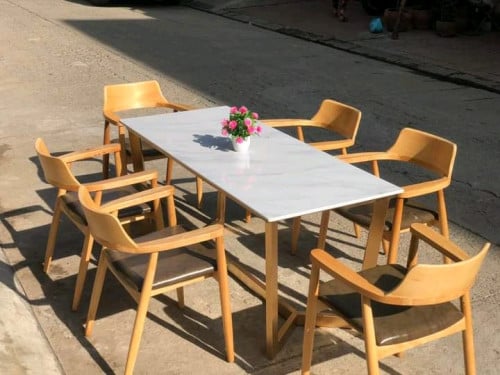 ឈុតតុបាយ