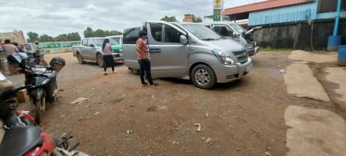 មានរថយន្តស្តារិចសំរាប់ជួល