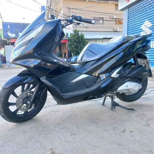 ម៉ូតូ Honda PCX ថ្មី និងមួយទឹកសម្រាប់