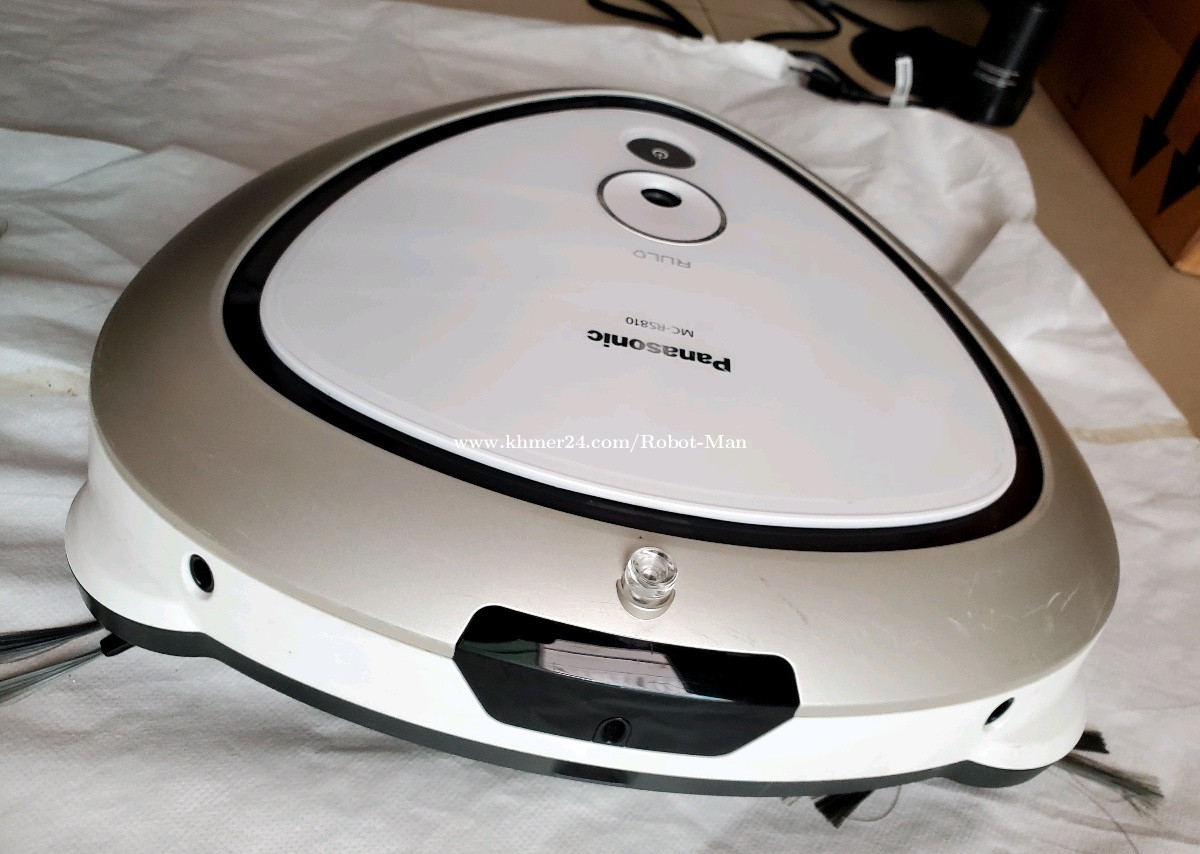 Panasonic vacuum robot made in Japan Price 150.00 in Phnom Penh