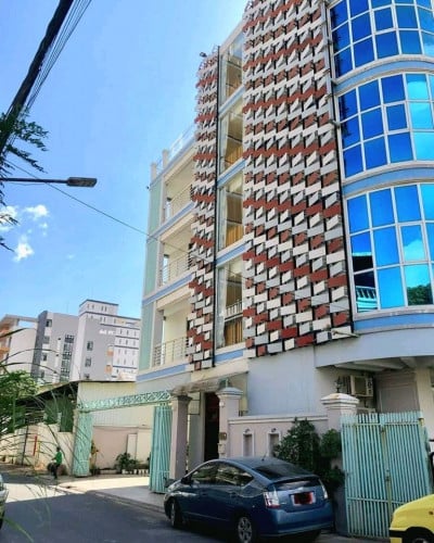 Building_For_Sale_Urgent