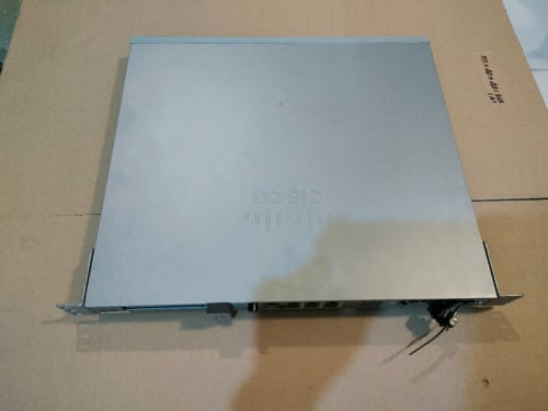 មួយទឹកដូចថ្មី Cisco ASA 5512-X firewall