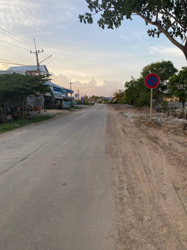 ដី នឹងឃ្លាំង ជួលសម្រាប់អាជីវកម្ម