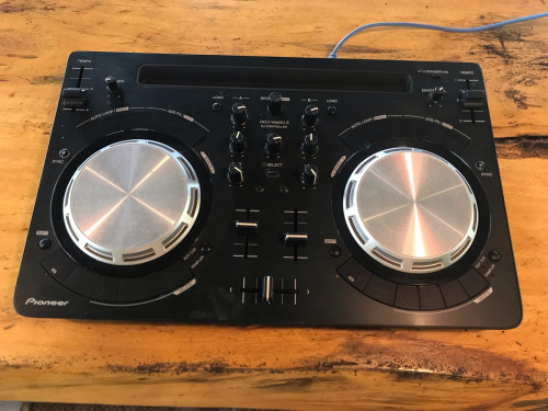 A vendre Dj contrôler pioneer DDJ-WeGO3