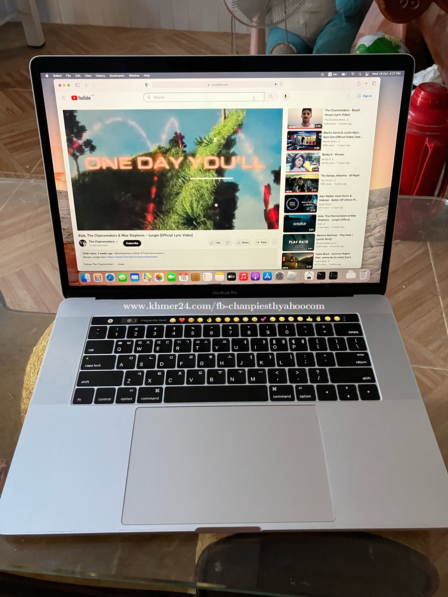 MacBook Pro 2016 15inch/core i7 2.6Ghz/Ram 16GB/SSD256GB នៅ