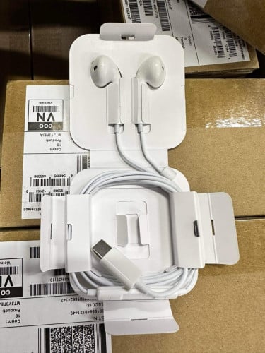 កាស iPhone 15PM type C ហ្ស៊ីនរោងចក្រ