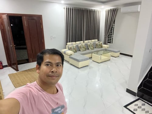 វីឡាទោលលក់