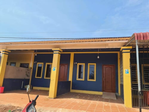 ផ្ទះលក់បន្ទាន់  ចចារបាន ផ្លូវ មុខ 20 ម៉ែត