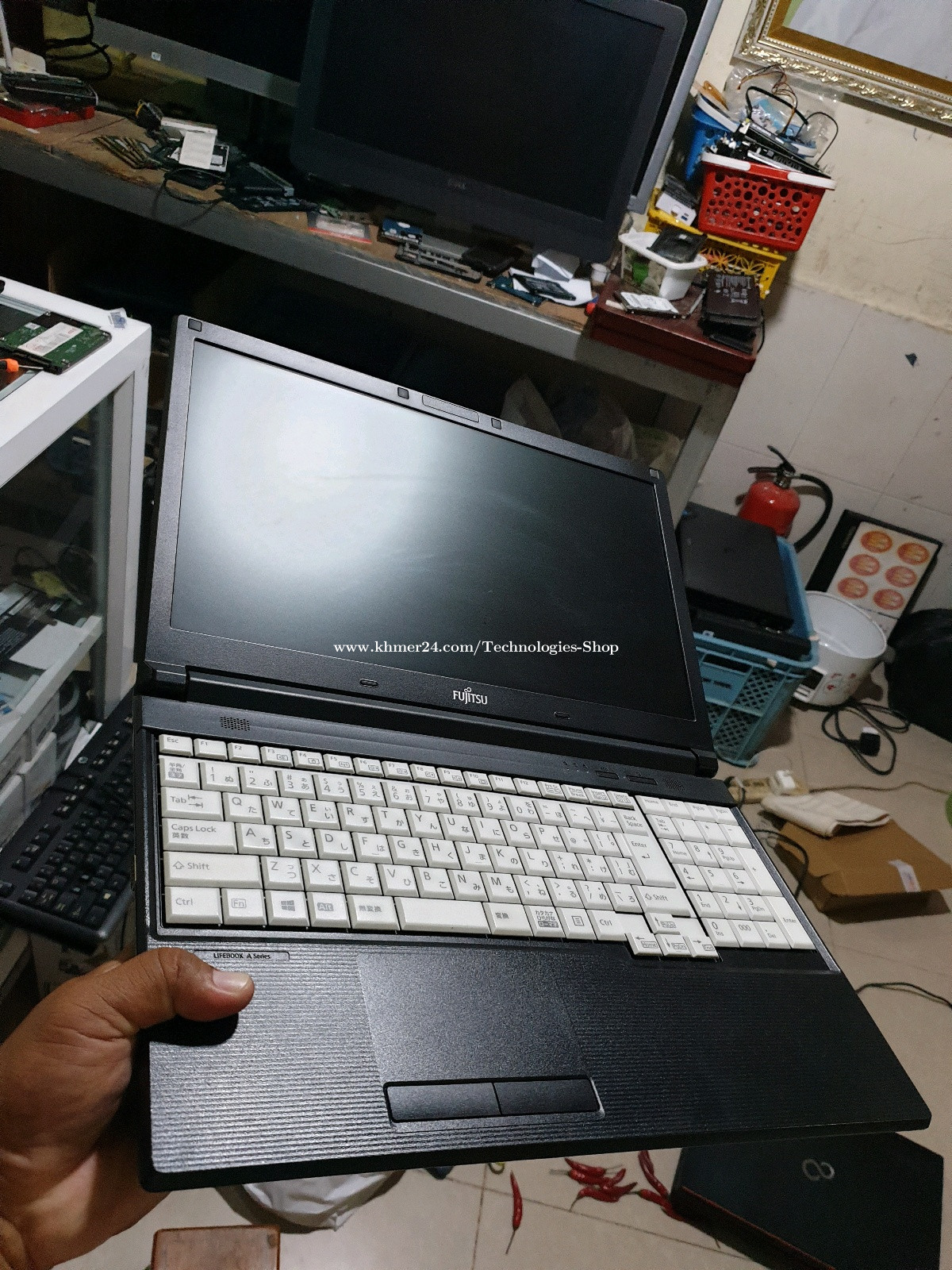 Lifebook A574/m core i5-4100U ram 8gb ssd 128gb screen 15.6