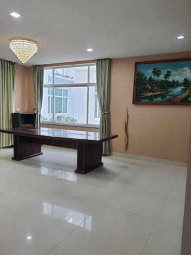 ផ្ទះវីឡាសម្រាប់ជួល/Villa for Rent នៅបុរីវរជន កោះពេជ្រ, Property Code: VBRE01360