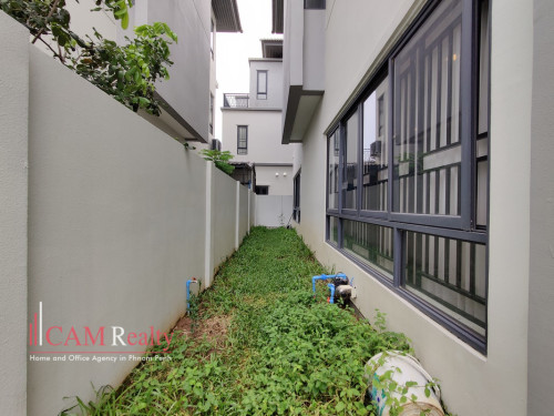 4 bedrooms twin-villa for rent in Chip Mong 60M – Phnom Penh
